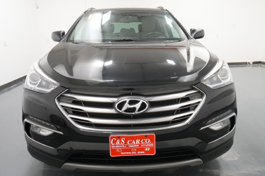 Used 2017 Hyundai Santa Fe Sport AWD/4WD image 2