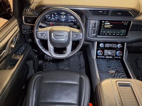 Used 2022 GMC Yukon Denali image 17