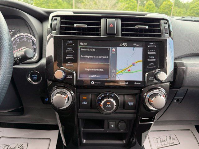 Used 2024 Toyota 4Runner TRD Off-Road Premium AWD/4WD image 18