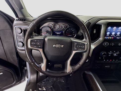 Used 2021 Chevrolet Silverado 1500 LT Trail Boss w/ Convenience Package II image 13