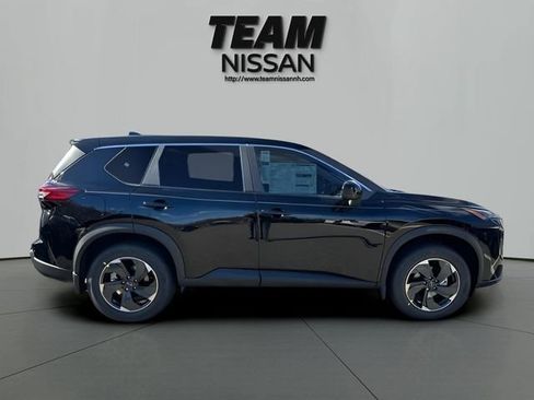 New 2026 Nissan Rogue SV AWD/4WD image 8