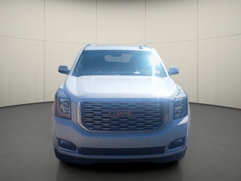 Used 2019 GMC Yukon Denali w/ Open Road Package AWD/4WD image 2