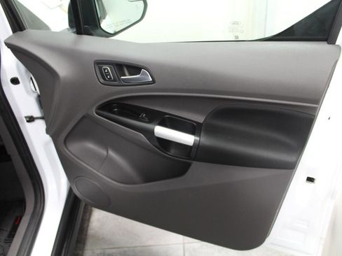 Used 2019 Ford Transit Connect XLT image 23