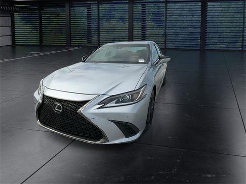 Certified 2024 Lexus ES 350 F Sport image 3