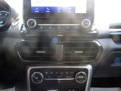 Used 2020 Ford EcoSport Titanium image 17