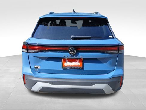 New 2025 Volkswagen Tiguan SE image 4