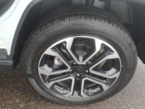 Certified 2024 Jeep Compass Limited AWD/4WD image 14