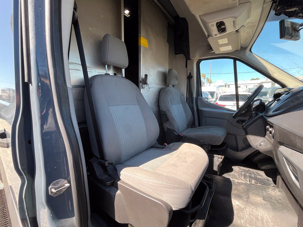 Used 2019 Ford Transit 250 148 High Roof Extended RWD image 10