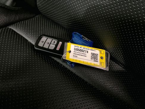 Used 2023 Honda Passport TrailSport image 31