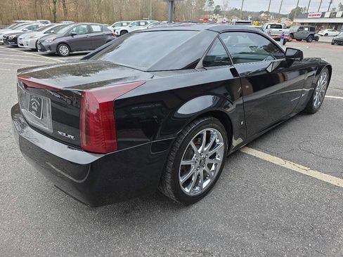 Used 2008 Cadillac XLR V image 10
