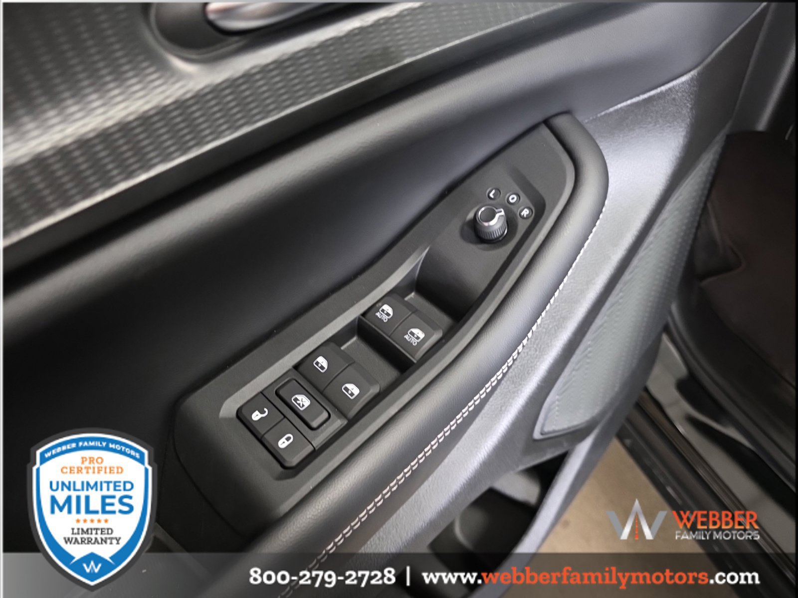 New 2027 Jeep Grand Cherokee Laredo X AWD/4WD image 13