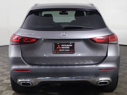 Used 2023 Mercedes-Benz GLA 250 4MATIC w/ Premium Package image 12