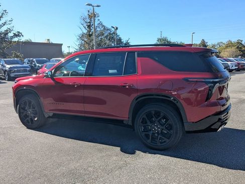 New 2026 Chevrolet Traverse RS w/ LPO, Floor Liner Package image 5