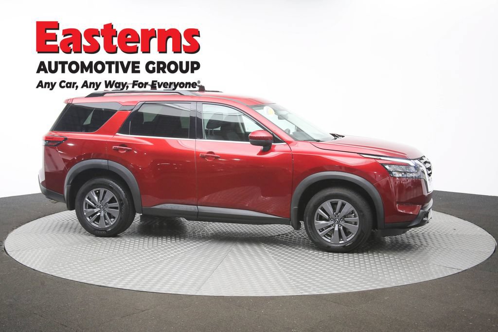 Used 2024 Nissan Pathfinder SV AWD/4WD image 49