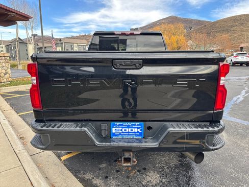 Used 2020 Chevrolet Silverado 2500 High Country w/ Z71 Off-Road Package image 9