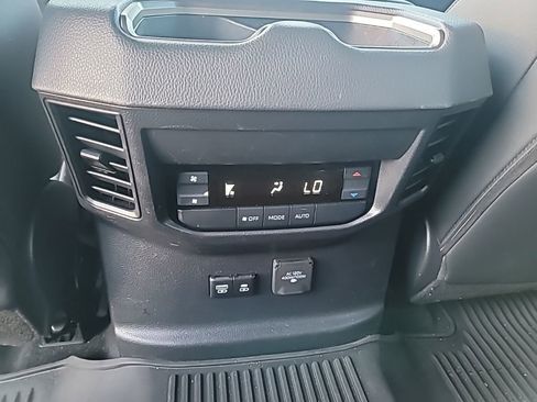 Used 2025 Toyota Sequoia 4WD image 13