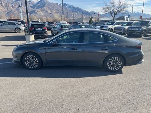 Used 2025 Hyundai Sonata Limited image 8