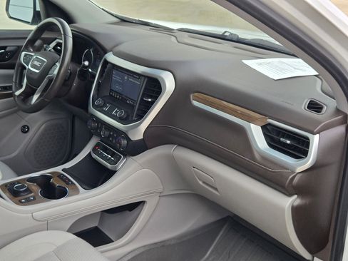 Certified 2021 GMC Acadia SLE w/ Driver Convenience Package image 28