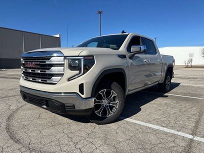New 2026 GMC Sierra 1500 SLE w/ Preferred Package