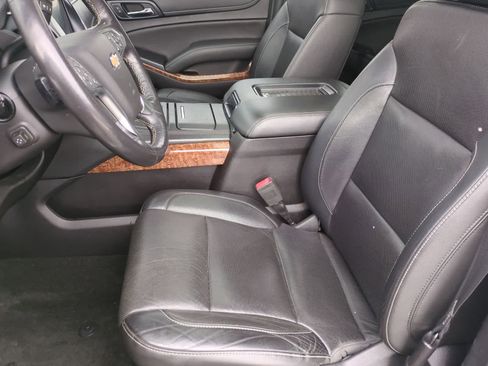 Used 2018 Chevrolet Tahoe Premier AWD/4WD image 16
