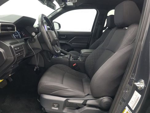 Used 2025 Toyota Tacoma SR image 4