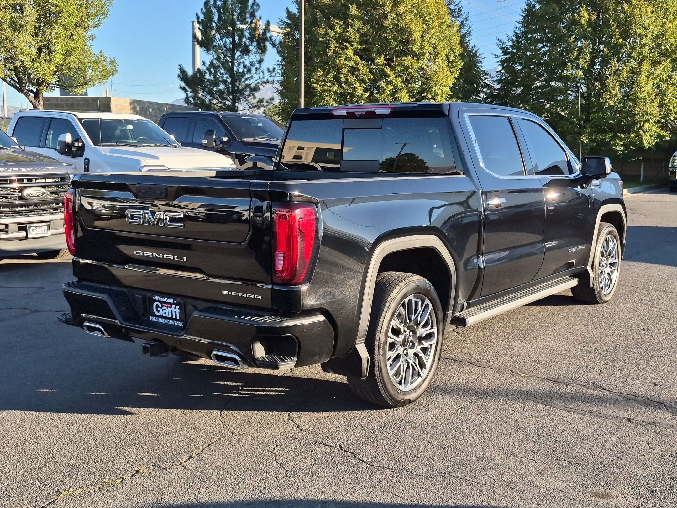 Used 2025 GMC Sierra 1500 Denali Ultimate AWD/4WD image 3