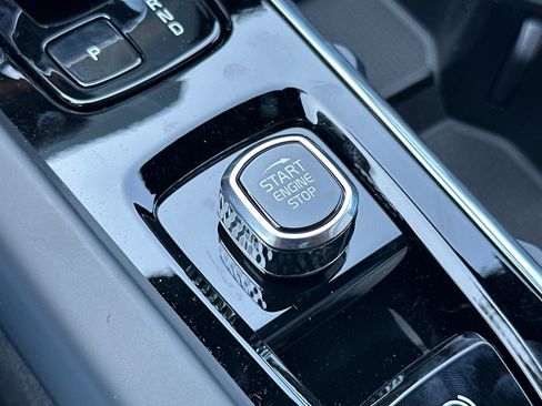 New 2026 Volvo XC60 T8 Ultra AWD/4WD image 19