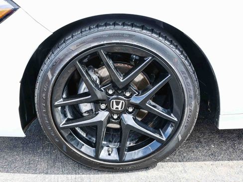 Certified 2024 Honda Civic Sport image 28