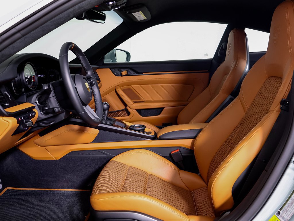 Certified 2024 Porsche 911 GT3 RS RWD image 5