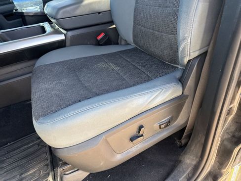 Used 2019 RAM 1500 Lone Star image 12