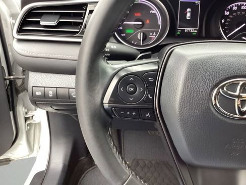 Used 2023 Toyota Camry SE w/ Audio Upgrade Package image 18