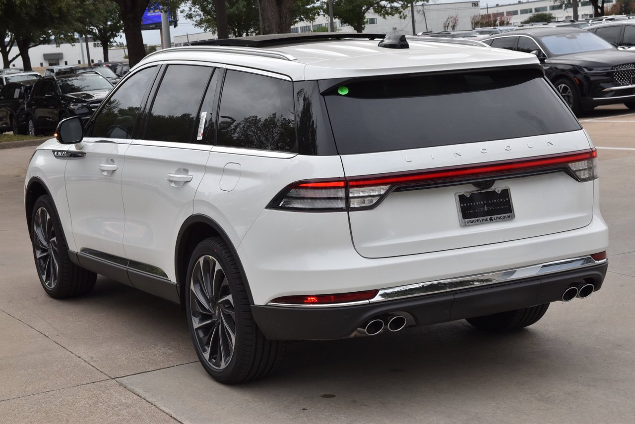 New 2027 Lincoln Aviator Reserve AWD/4WD image 9