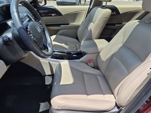 Used 2017 Honda Accord EX-L image 26