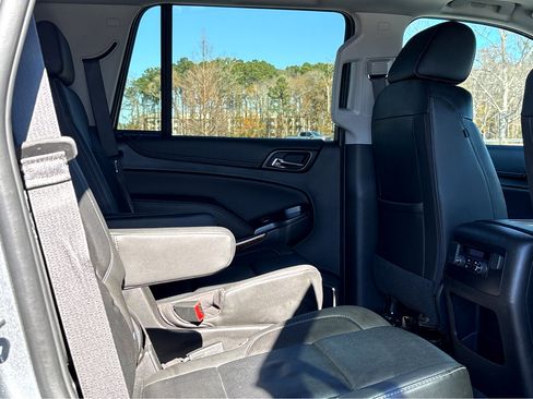 Used 2019 Chevrolet Tahoe Premier image 12
