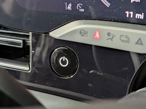 New 2026 Porsche Taycan GTS image 31