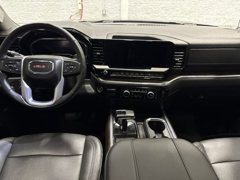 Used 2024 GMC Sierra 1500 SLT w/ SLT Convenience Package AWD/4WD image 14