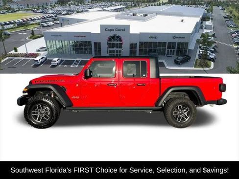 Certified 2025 Jeep Gladiator Mojave w/ Convenience Group AWD/4WD image 2