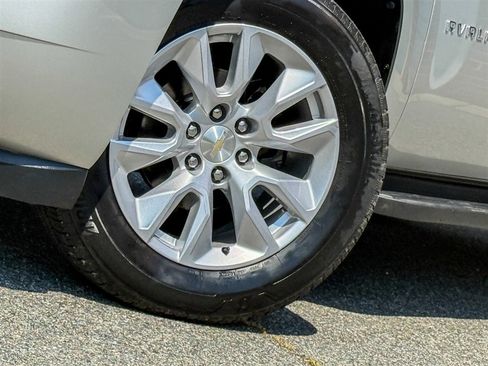 Used 2010 Chevrolet Avalanche LT w/ Luxury Package RWD image 5