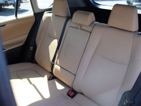 Used 2019 Toyota RAV4 LE w/ Carpet Mat Package AWD/4WD image 9