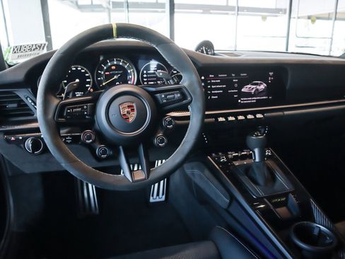 Certified 2025 Porsche 911 GT3 RS image 19