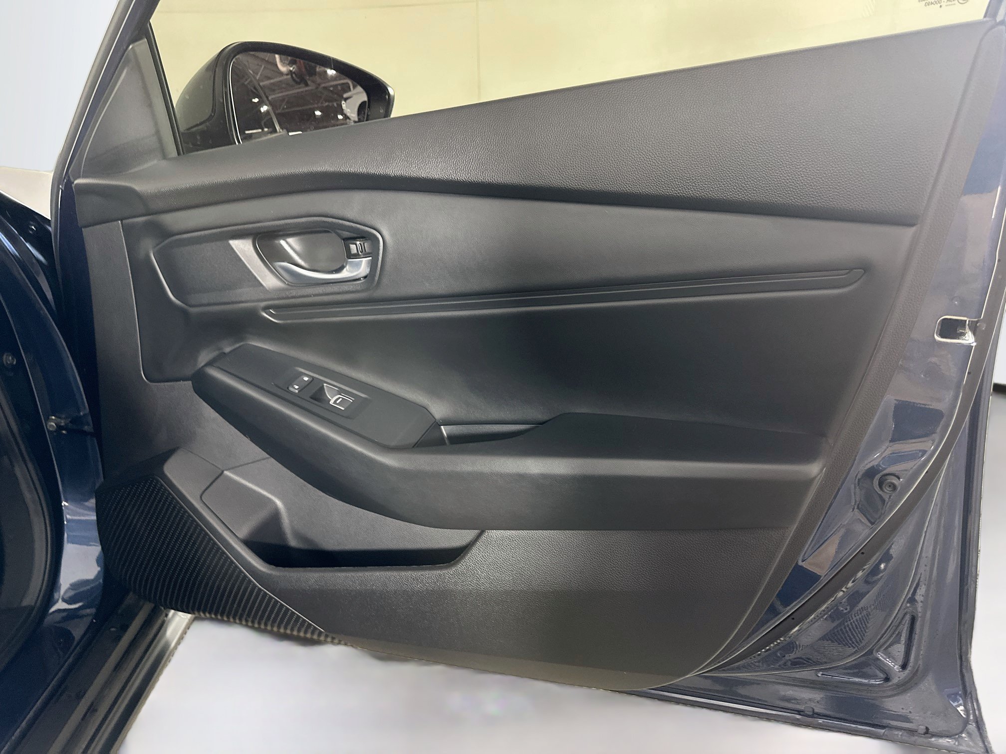 Used 2025 Honda Accord SE image 33