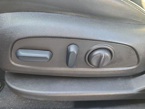 Used 2022 GMC Terrain SLT image 20