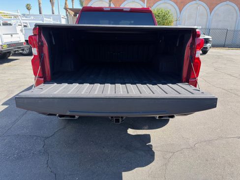 Used 2024 Chevrolet Silverado 1500 LT Trail Boss w/ Protection Package image 17