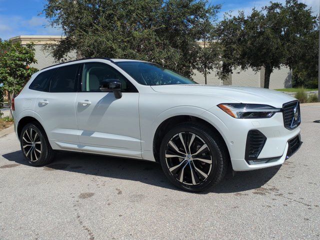 Certified 2024 Volvo XC60 B5 Ultimate w/ Protection Package Premier AWD/4WD image 1