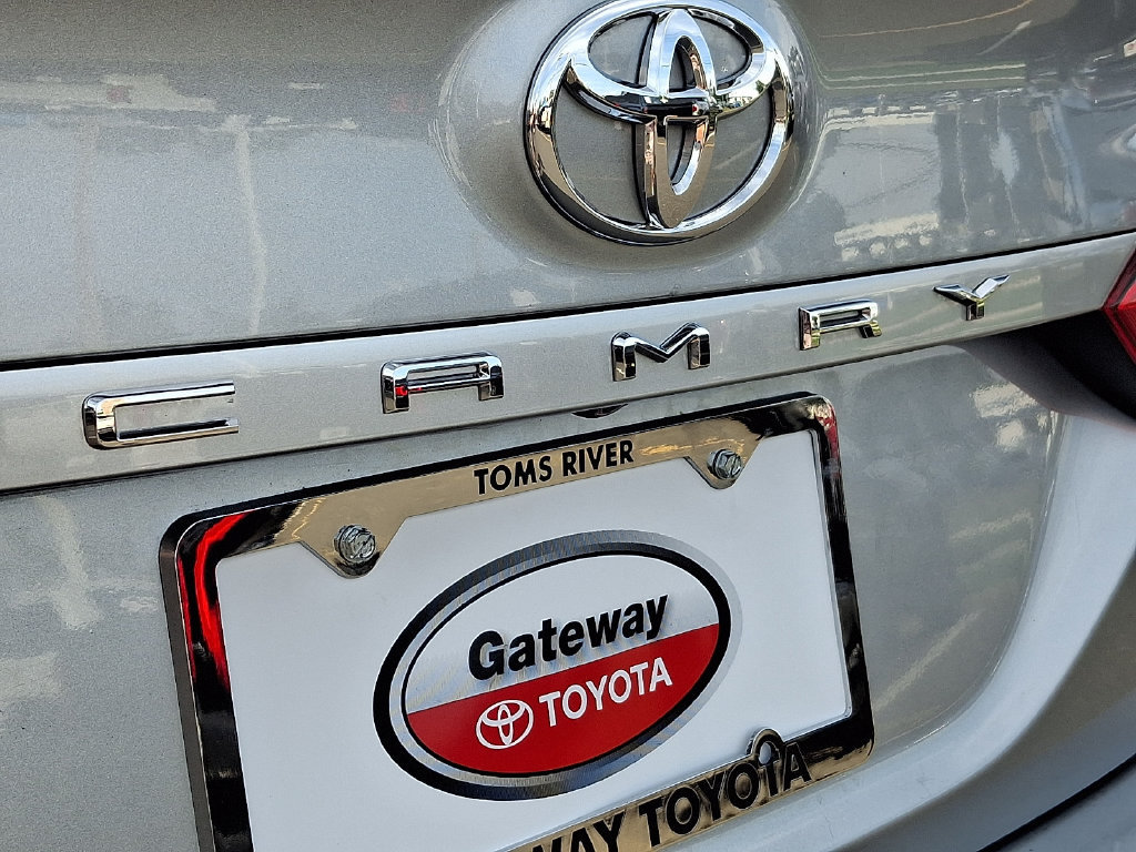 Certified 2018 Toyota Camry LE w/ Convenience Package FWD image 29
