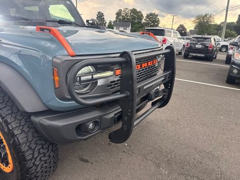 Used 2022 Ford Bronco Badlands w/ Sasquatch Package AWD/4WD image 38