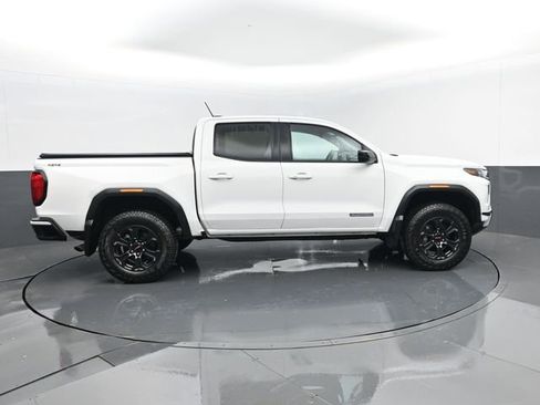 Used 2025 GMC Canyon Elevation image 4