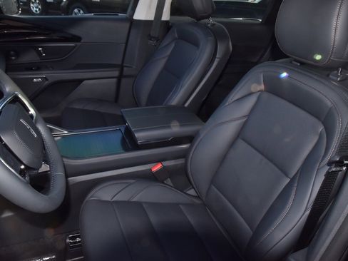 New 2026 Lincoln Nautilus Premier w/ Equipment Group 102A image 34