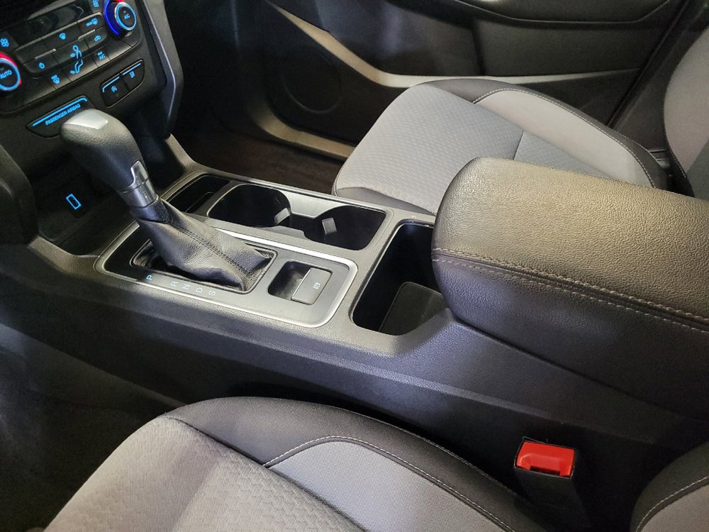 Used 2017 Ford Escape SE w/ Equipment Group 201A FWD image 26