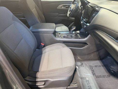 Used 2023 Chevrolet Traverse LT AWD/4WD image 29